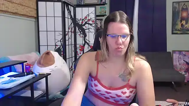 Sarahtineke online show from October 27, 4:19 pm