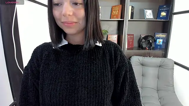 NicolRoss  online show from September 19, 12:53 pm