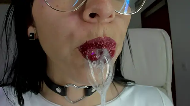 Snapshot of Katty_mouth chatting on February 14, 7:02 pm Katty mouth online show from February 14, 7:02 pm