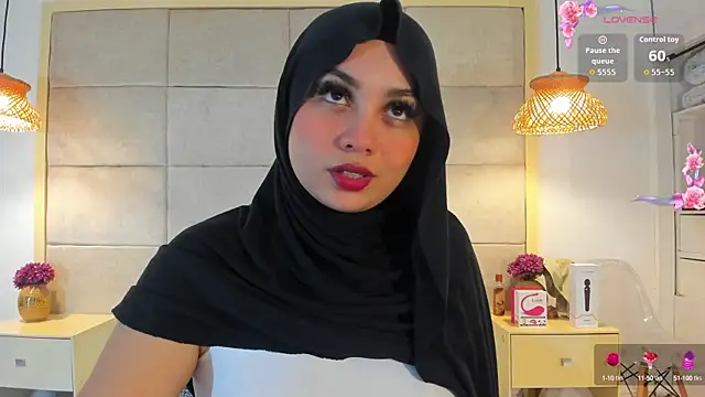 Snapshot of _anjum_ chatting on October 14, 9:21 am anjum online show from October 14, 9:21 am