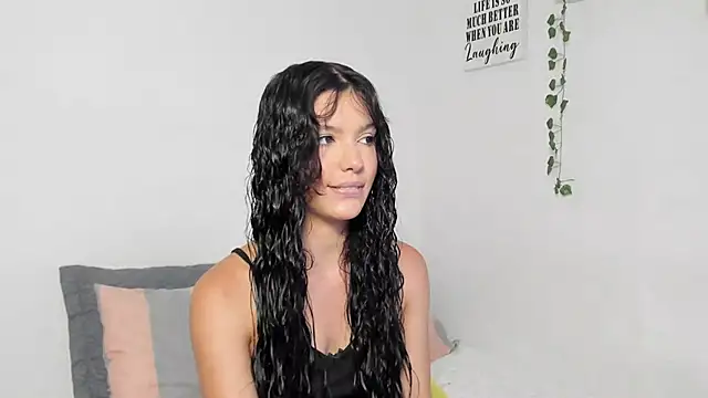 Snapshot of Emperatriiz chatting on October 19, 6:21 pm Emperatriiz online show from October 19, 6:21 pm