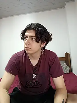 maxx13101 online show from March 10, 5:50 pm