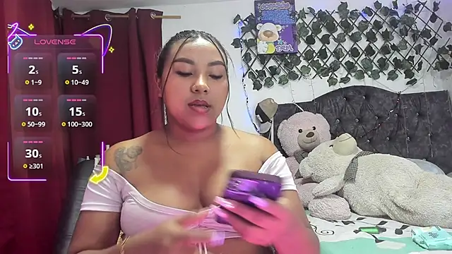 PaulinaSwan online show from October 10, 4:02 am
