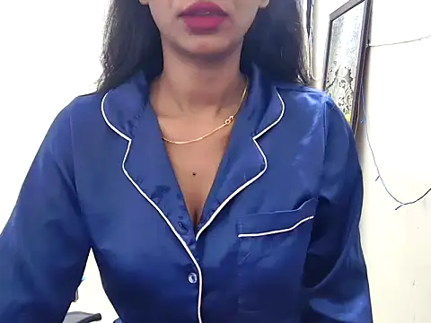 tanvi-00 online show from October 6, 6:19 pm