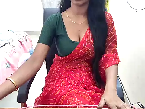 Snapshot of tanvi-00 chatting on July 16, 5:54 pm tanvi-00 online show from July 16, 5:54 pm