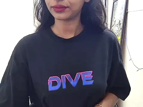 tanvi-00 online show from October 4, 6:09 pm