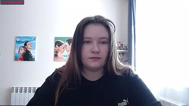 Light Luna online show from March 8, 3:50 am