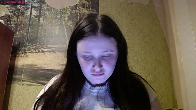 Snapshot of Light_Luna chatting on May 20, 3:53 pm Light Luna online show from May 20, 3:53 pm