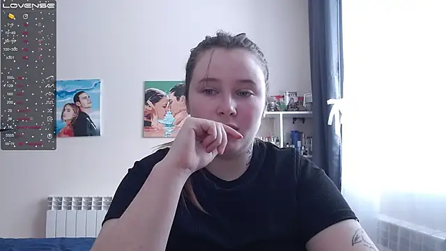 Light Luna online show from February 27, 4:02 am