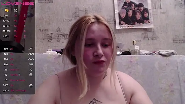 Light Luna online show from November 6, 2:32 pm