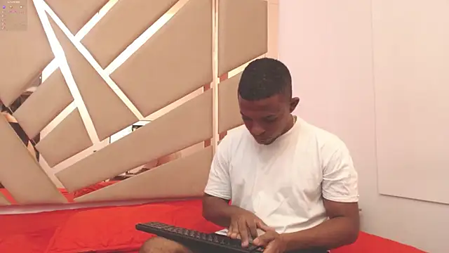 Snapshot of you_and_i9 chatting on November 10, 7:52 pm you and i9 online show from November 10, 7:52 pm