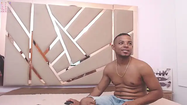 Snapshot of you_and_i9 chatting on January 15, 7:39 pm you and i9 online show from January 15, 7:39 pm