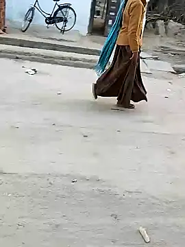 Snapshot of Monster_Bigdick chatting on December 7, 11:34 am Monster Bigdick online show from December 7, 11:34 am