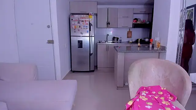 kimmysantoo online show from October 5, 11:50 pm