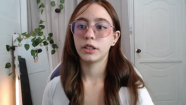 Snapshot of BlairVicent chatting on November 5, 1:58 pm BlairVicent online show from November 5, 1:58 pm