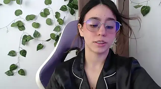 BlairVicent online show from March 18, 3:22 pm