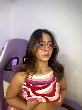 BlairVicent online show from January 9, 12:30 pm