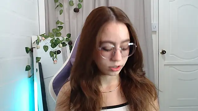 Snapshot of BlairVicent chatting on November 14, 1:37 pm BlairVicent online show from November 14, 1:37 pm