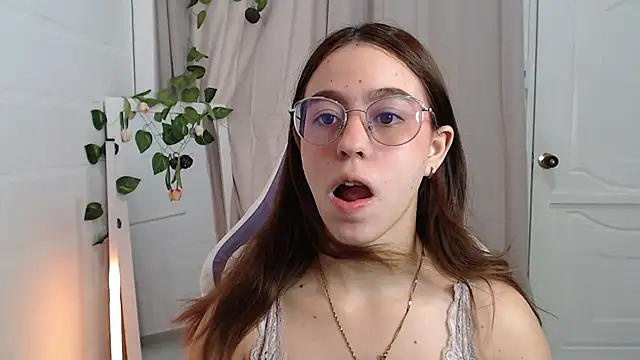 Snapshot of BlairVicent chatting on November 25, 3:01 pm BlairVicent online show from November 25, 3:01 pm