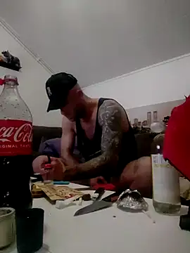 eltoulou online show from March 18, 2:29 am