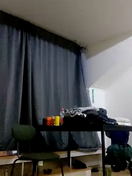 eltoulou online show from February 18, 2:27 am