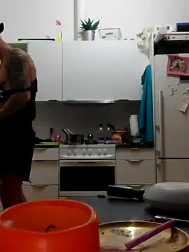 eltoulou online show from February 20, 6:03 pm