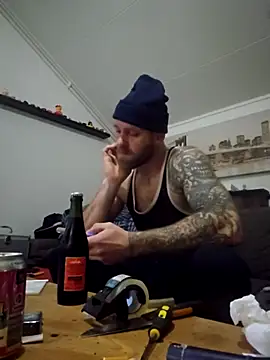 eltoulou online show from December 14, 11:54 pm