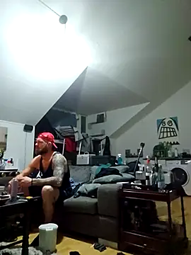 eltoulou online show from April 1, 11:12 pm