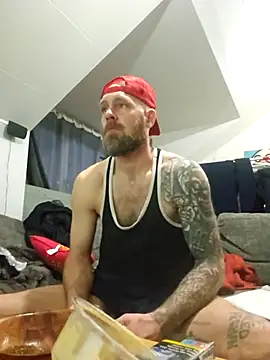 eltoulou online show from February 19, 8:06 pm