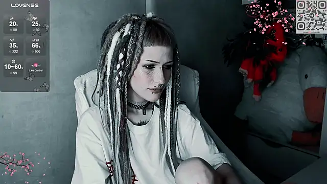 say mary online show from November 24, 2:28 pm