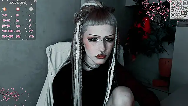 say mary online show from December 3, 5:45 pm