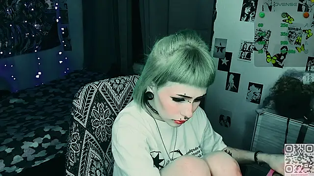 say mary online show from March 26, 1:37 am