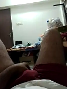 Snapshot of workoutsaurabh chatting on March 26, 12:53 am workoutsaurabh online show from March 26, 12:53 am