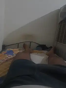 Snapshot of workoutsaurabh chatting on October 28, 12:33 am workoutsaurabh online show from October 28, 12:33 am