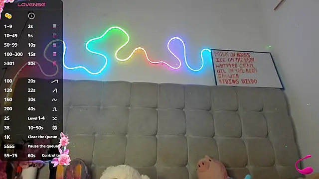 Snapshot of misticasexy chatting on October 16, 1:14 am misticasexy online show from October 16, 1:14 am