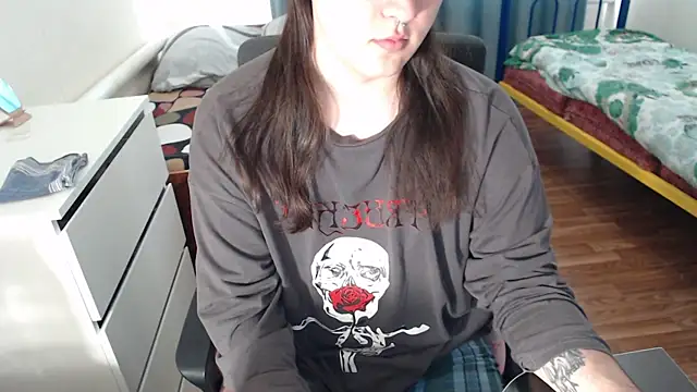 EvaMiron online show from October 6, 9:54 am