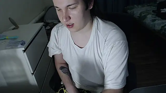 EvaMiron online show from December 2, 12:40 pm