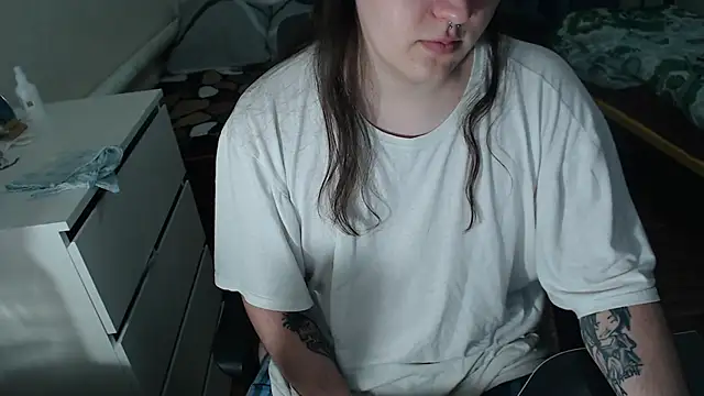 EvaMiron online show from November 10, 7:57 am