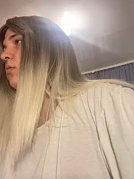 EvaMiron online show from March 29, 1:35 pm