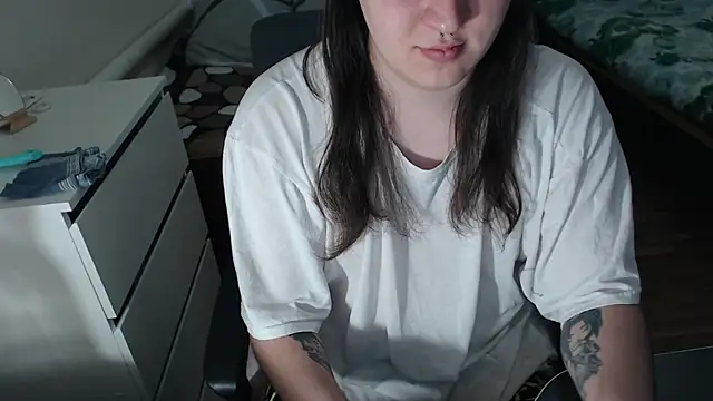 EvaMiron online show from November 15, 8:29 am