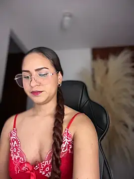 gretta kler1 online show from December 19, 9:06 pm