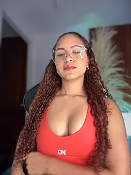 Snapshot of gretta_kler1 chatting on October 5, 1:24 pm gretta kler1 online show from October 5, 1:24 pm