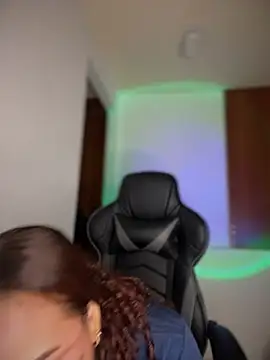 Snapshot of gretta_kler1 chatting on March 13, 2:05 am gretta kler1 online show from March 13, 2:05 am