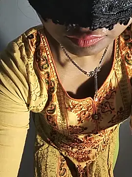 FANTASY QUEEN 07 online show from June 17, 2:22 am