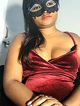 FANTASY QUEEN 07 online show from March 19, 9:20 am