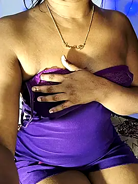 FANTASY QUEEN 07 online show from March 13, 11:59 pm