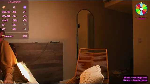 Snapshot of VunderSEX chatting on May 19, 2:13 pm VunderSEX online show from May 19, 2:13 pm