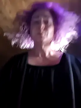 KrystallCox online show from January 13, 9:35 am