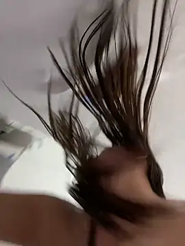 deliaroyal online show from October 1, 10:30 am