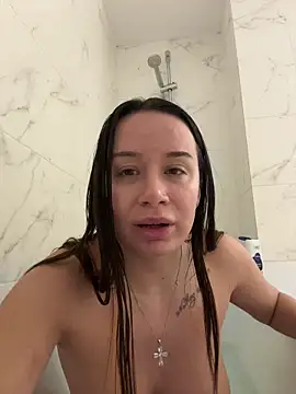 deliaroyal online show from October 15, 12:57 pm